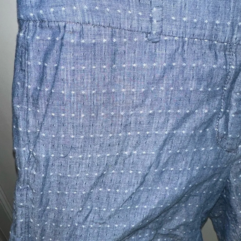 Ann Taylor Factory Blue Chambray Dotted shorts size 6